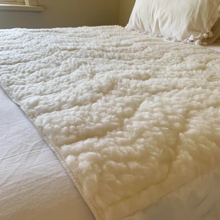 Staydry Wool Mattress Topper
